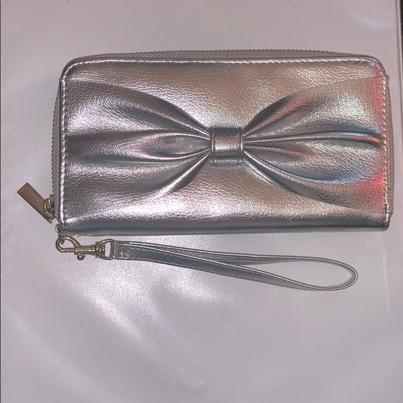 Wallet - Picture 1 of 3